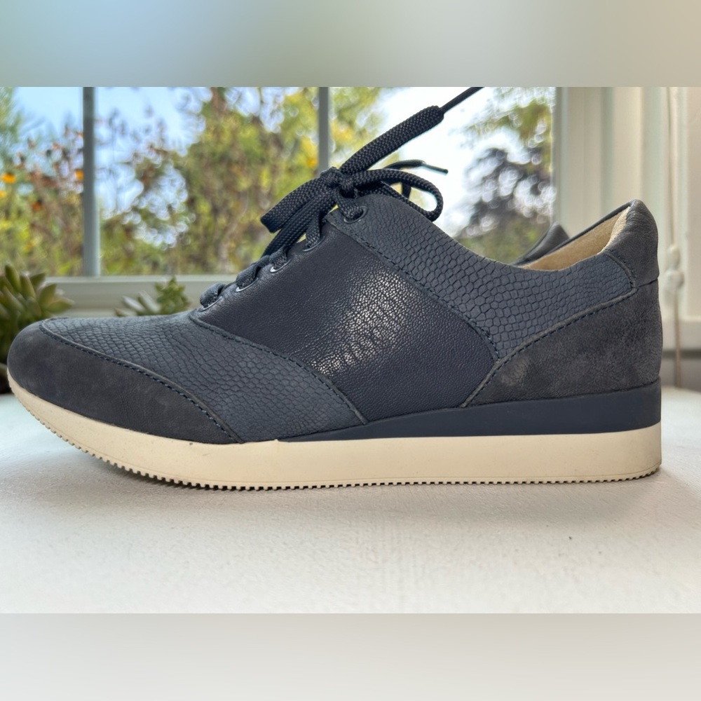 Naturalizer Jimi Paris blue leather lace up sporty wedge sneaker women’s size 8